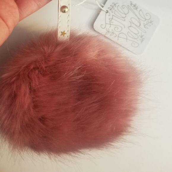 Free People Other - Free People Mauve pom keychain w/ Gold clasp